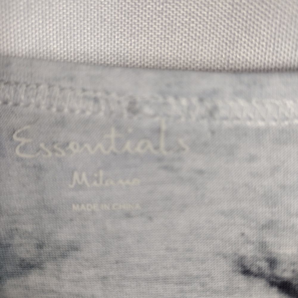 Essentials Milano tee - Picture 3 of 7